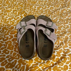 Light Pink Arizona Birkenstocks